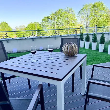 Apartament Jaskolka *
